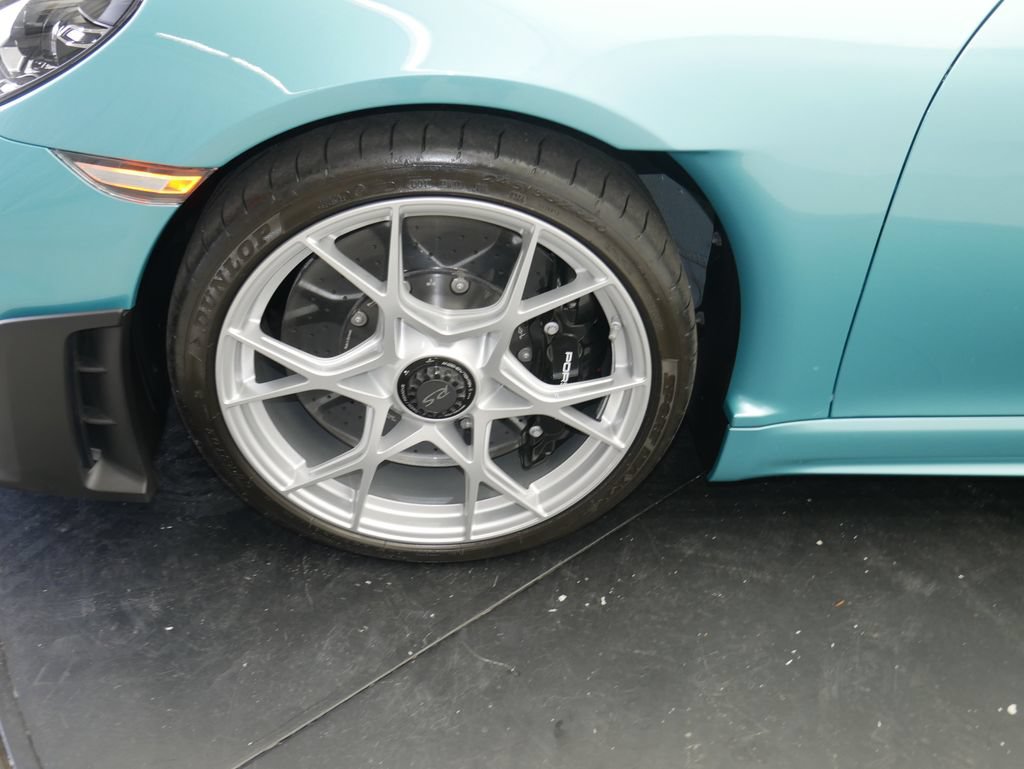 Certified 2024 Porsche 718 Boxster Spyder RS RWD image 15