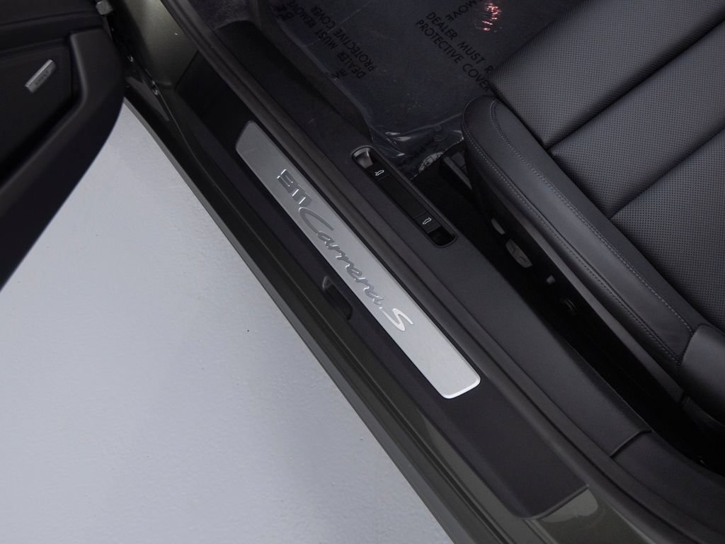 Certified 2026 Porsche 911 Carrera S RWD image 21