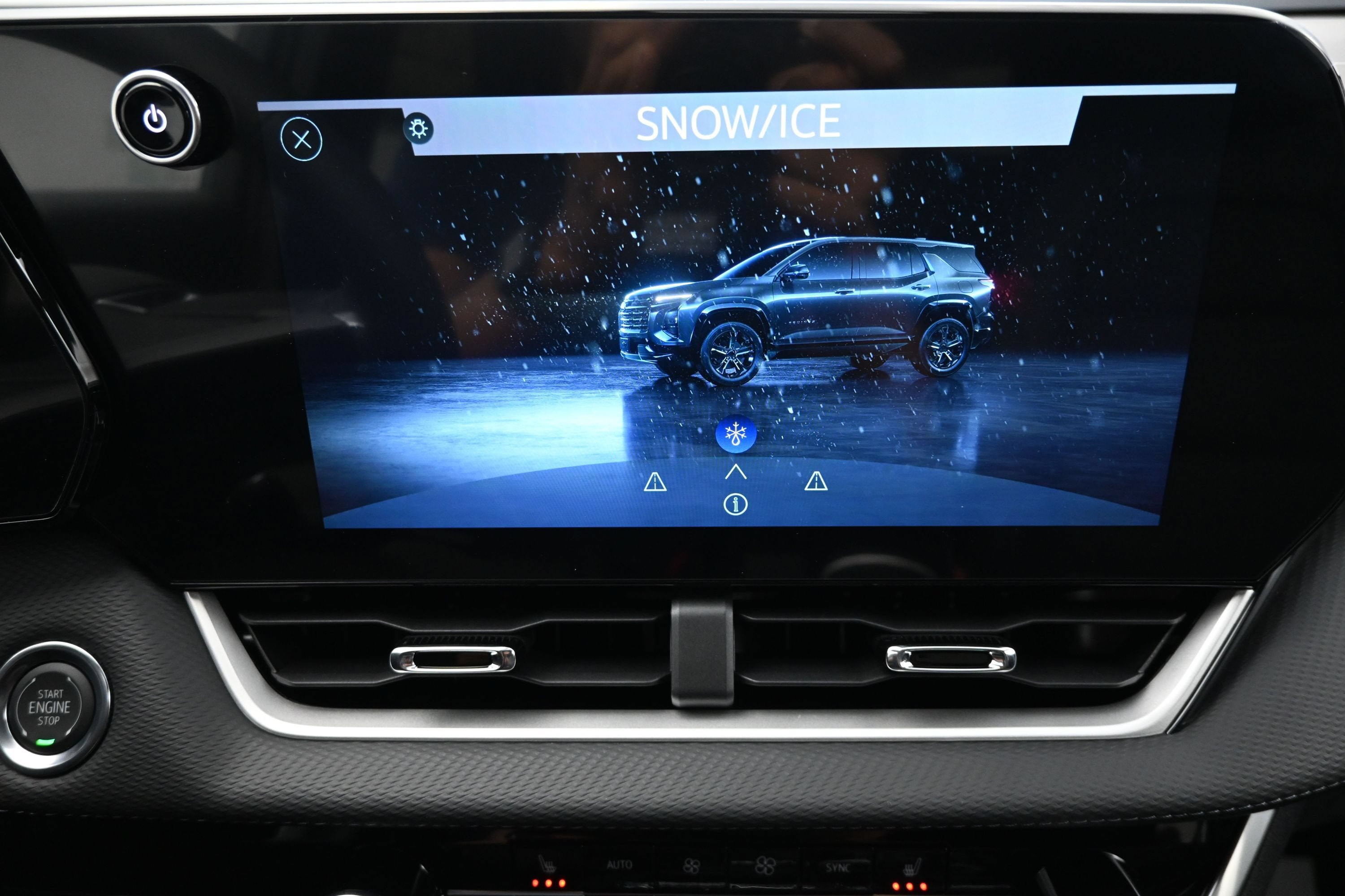 New 2027 Chevrolet Equinox LT w/ Convenience Package II FWD image 23