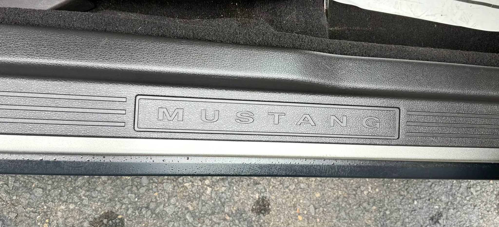Used 2008 Ford Mustang Convertible RWD image 38