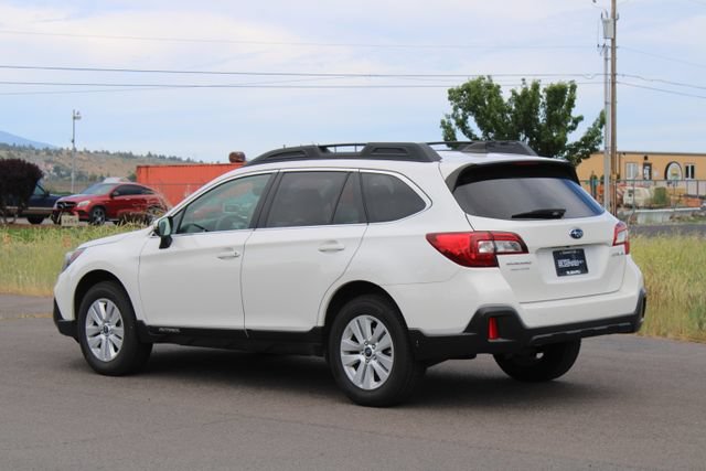 Used 2019 Subaru Outback 2.5i Premium AWD/4WD image 4