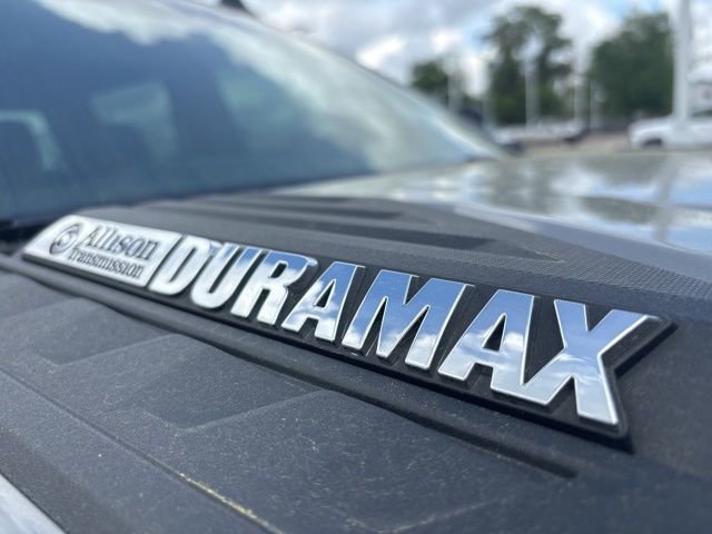 Used 2025 Chevrolet Silverado 2500 Custom w/ Custom Value Package image 10