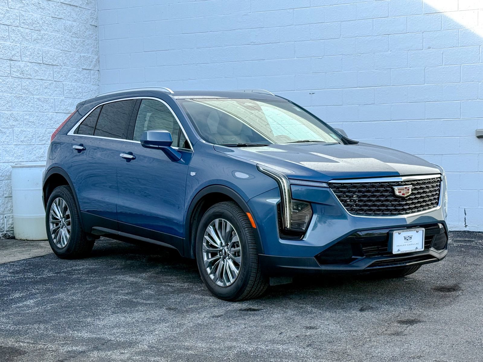 Certified 2024 Cadillac XT4 Premium Luxury w/ Technology Package image 1