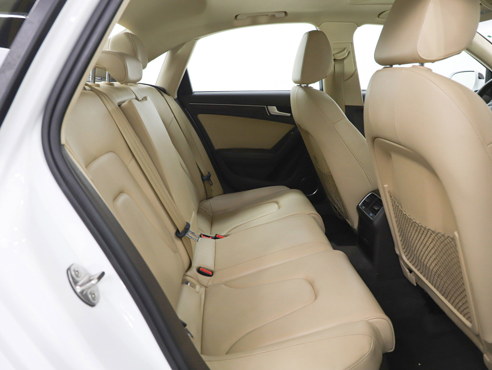 Used 2016 Audi A4 2.0T Premium Plus w/ Technology Package image 12