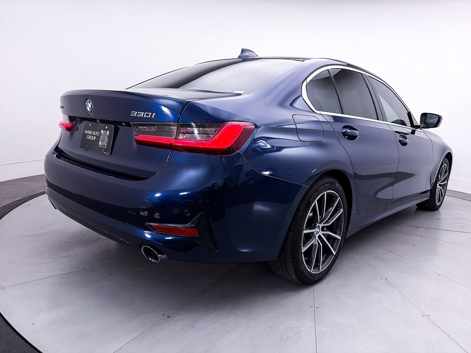 Used 2020 BMW 330i xDrive Sedan w/ Convenience Package AWD/4WD image 15