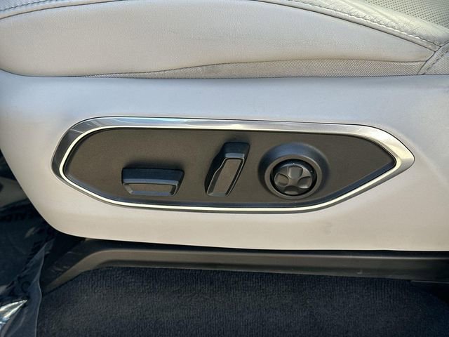 Used 2024 Jeep Wagoneer Series II image 33