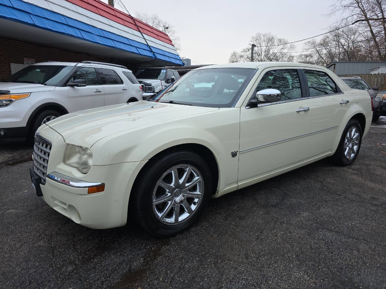 Used 2007 Chrysler 300 C RWD image 2