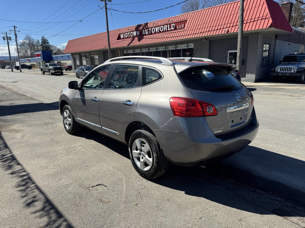 Used 2015 Nissan Rogue S w/ Convenience Package image 10