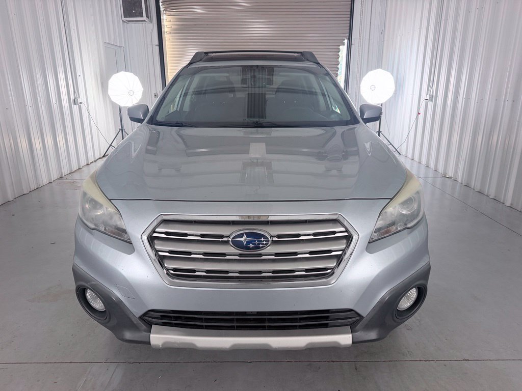 Used 2015 Subaru Outback 2.5i Limited AWD/4WD image 2