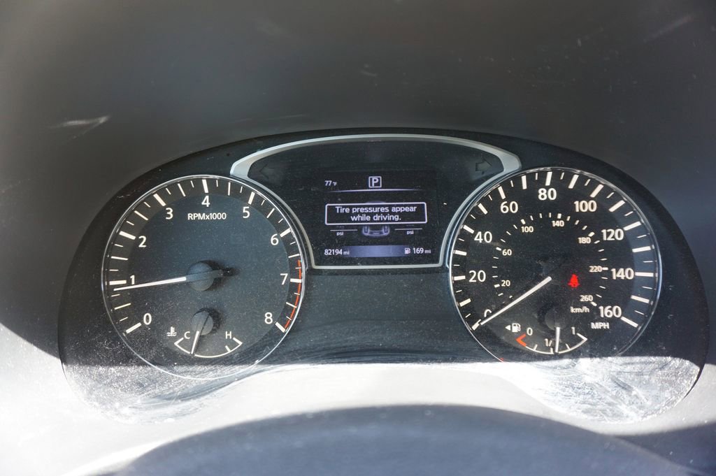 Used 2017 Nissan Pathfinder SV FWD image 6