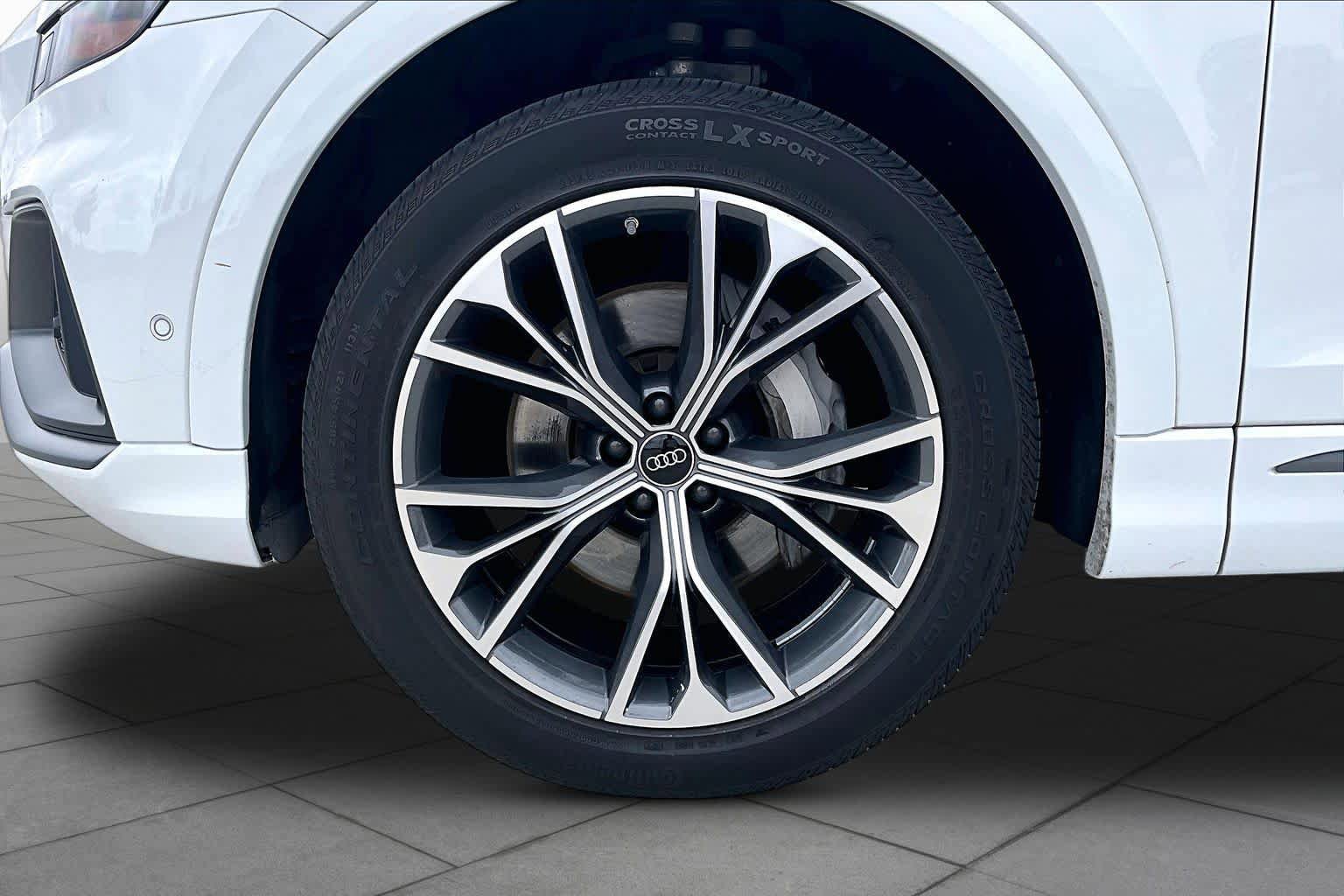 Used 2023 Audi Q8 Premium Plus w/ Premium Plus Package image 11
