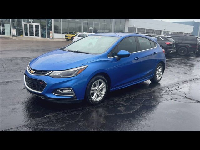 Certified 2018 Chevrolet Cruze LT w/ Convenience Package FWD image 4