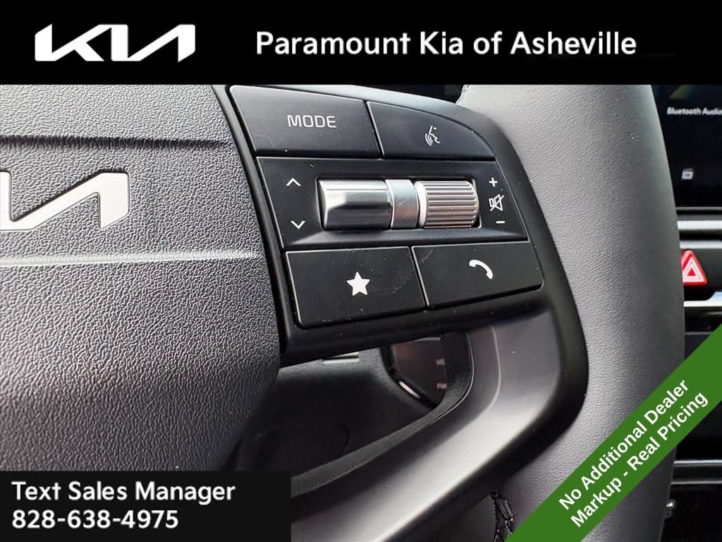 New 2026 Kia Sportage LX FWD image 12