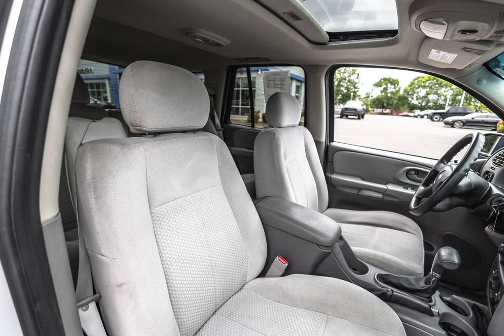 Used 2008 Chevrolet TrailBlazer 4WD image 25