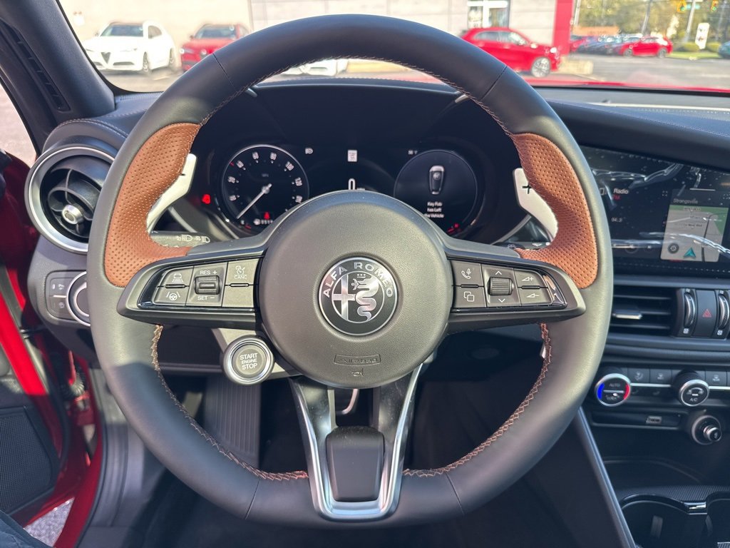 New 2025 Alfa Romeo Giulia AWD w/ Driving Assist Package image 14