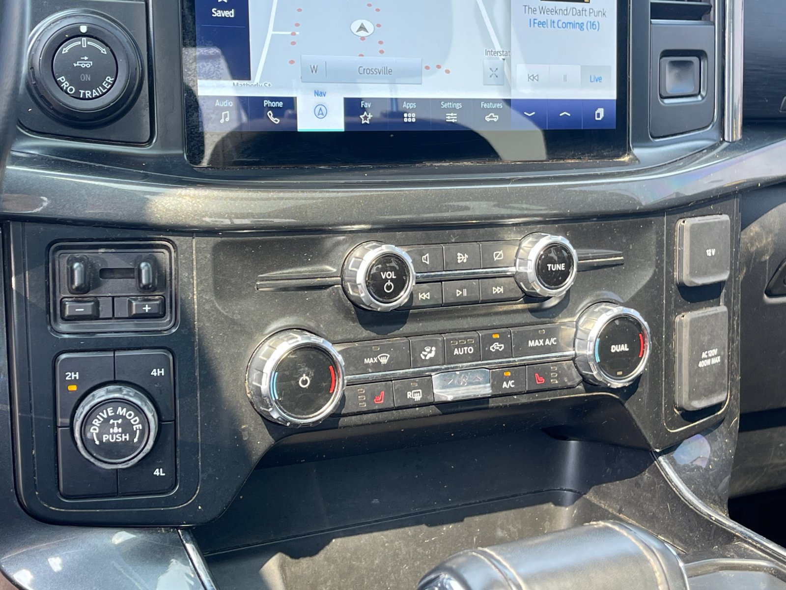 Used 2022 Ford F150 XLT w/ Equipment Group 302A High AWD/4WD image 23