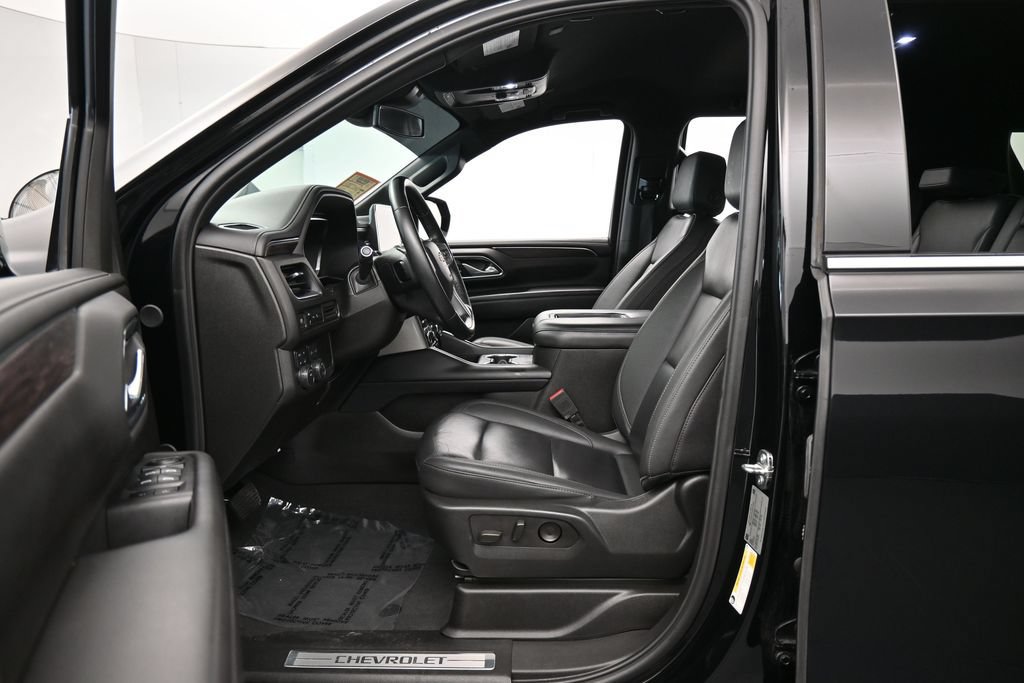 Used 2024 Chevrolet Tahoe LT AWD/4WD image 11