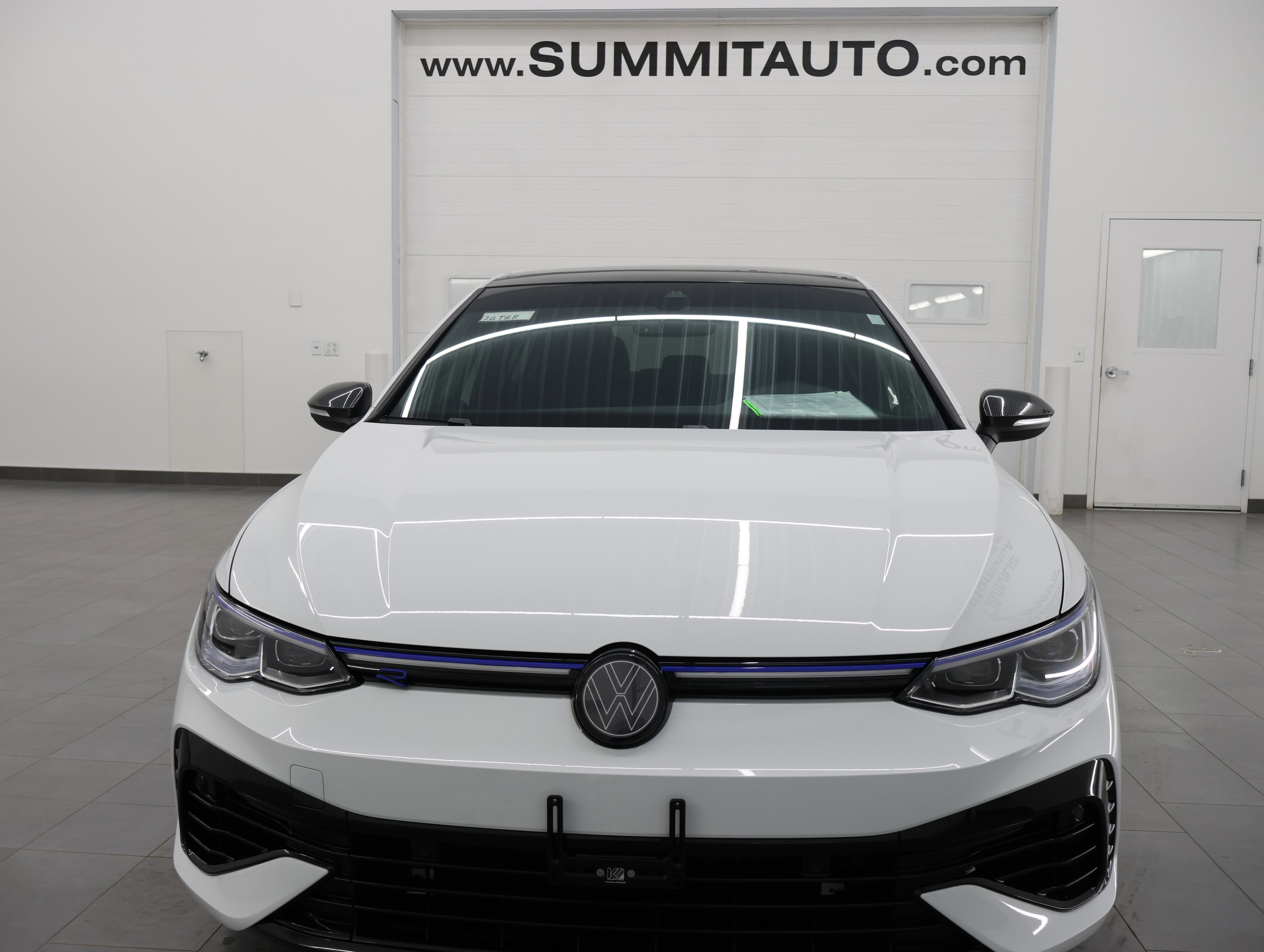 Used 2024 Volkswagen Golf R image 19