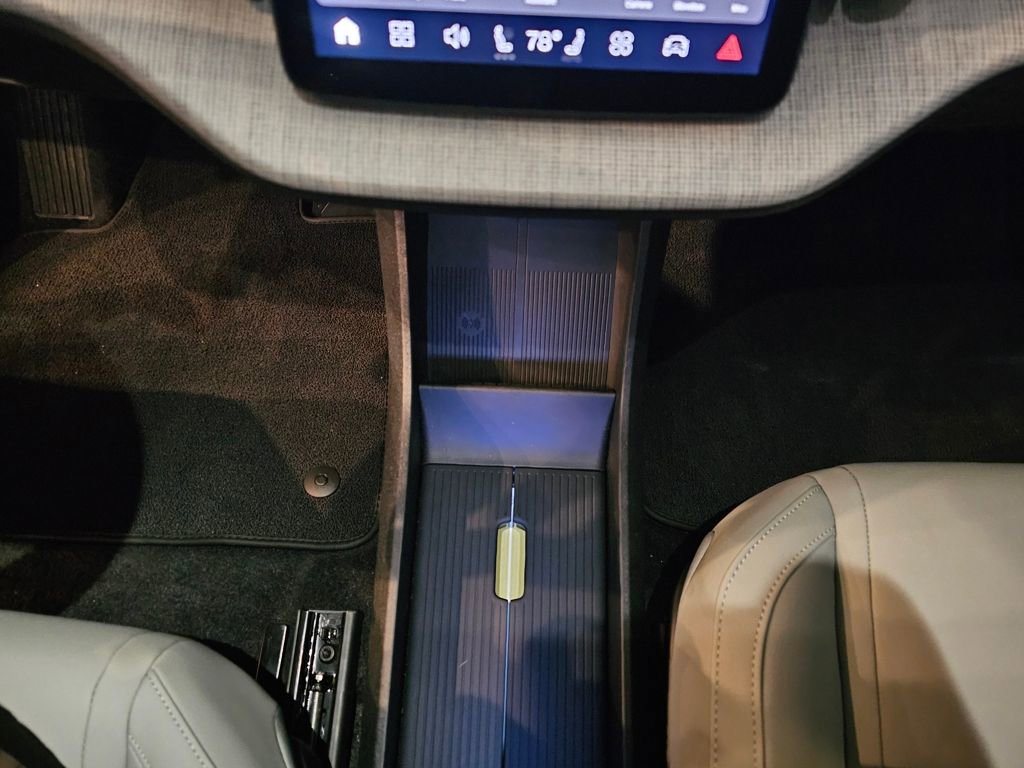 Certified 2025 Volvo EX30 Ultra image 25