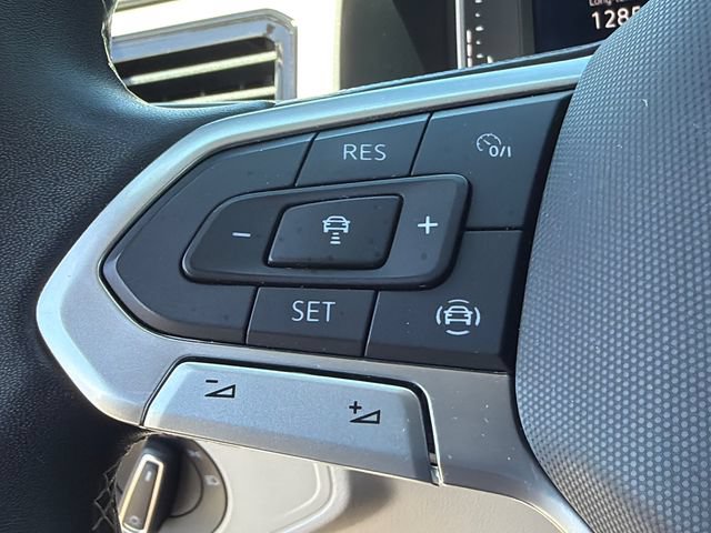 Used 2023 Volkswagen Atlas SE FWD image 27