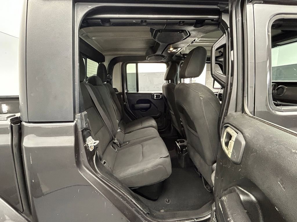 Used 2022 Jeep Gladiator Sport image 31