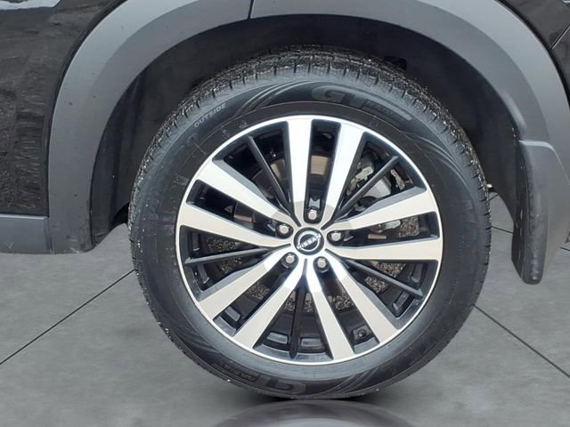 Certified 2024 Nissan Pathfinder Platinum w/ Cargo Package image 4