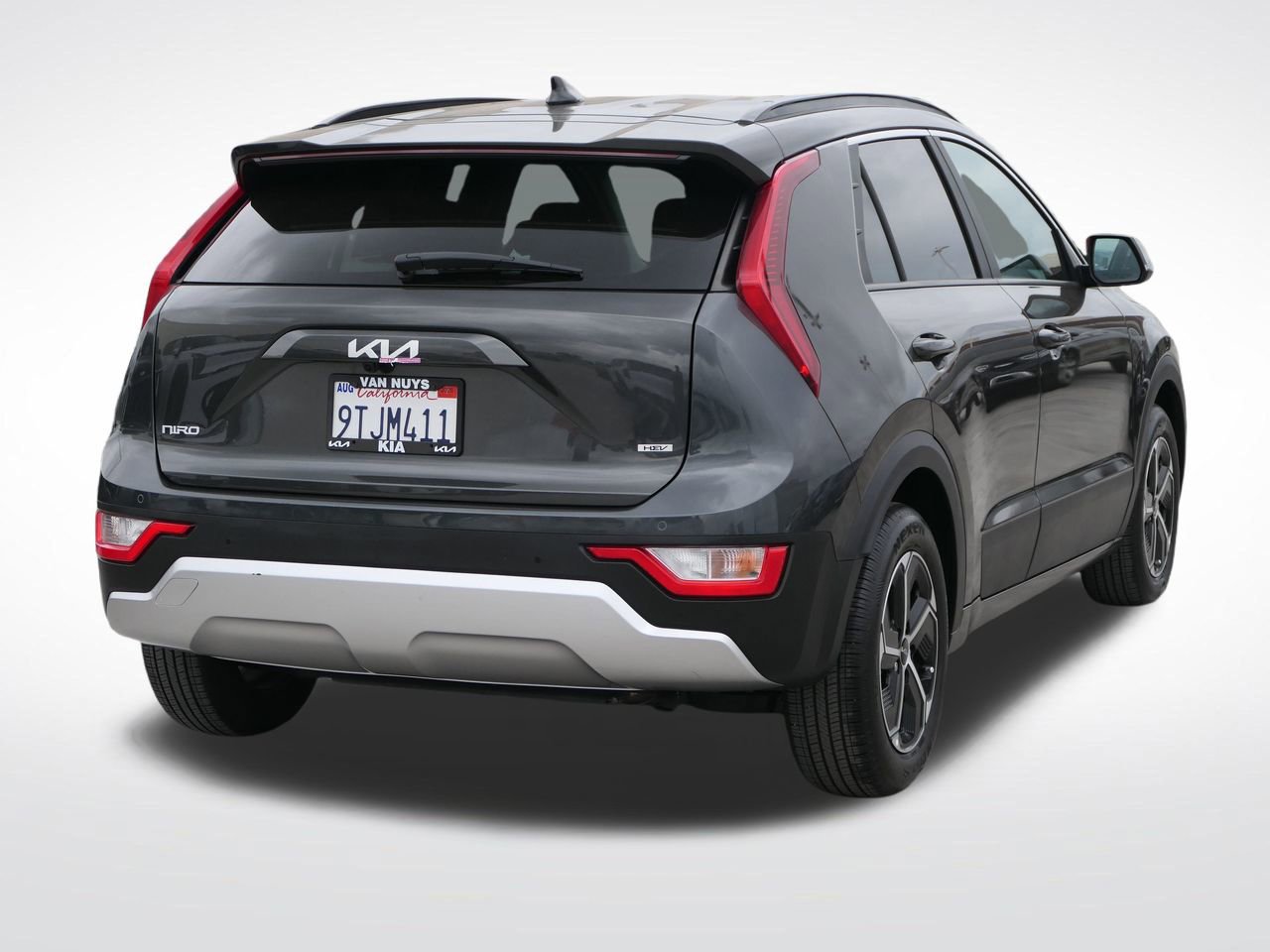Certified 2025 Kia Niro EX image 4