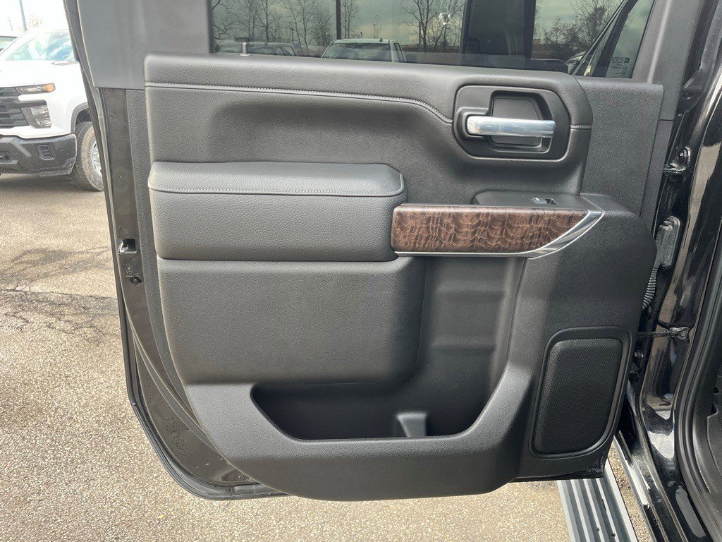 Certified 2021 GMC Sierra 3500 Denali w/ Denali Ultimate Package image 21