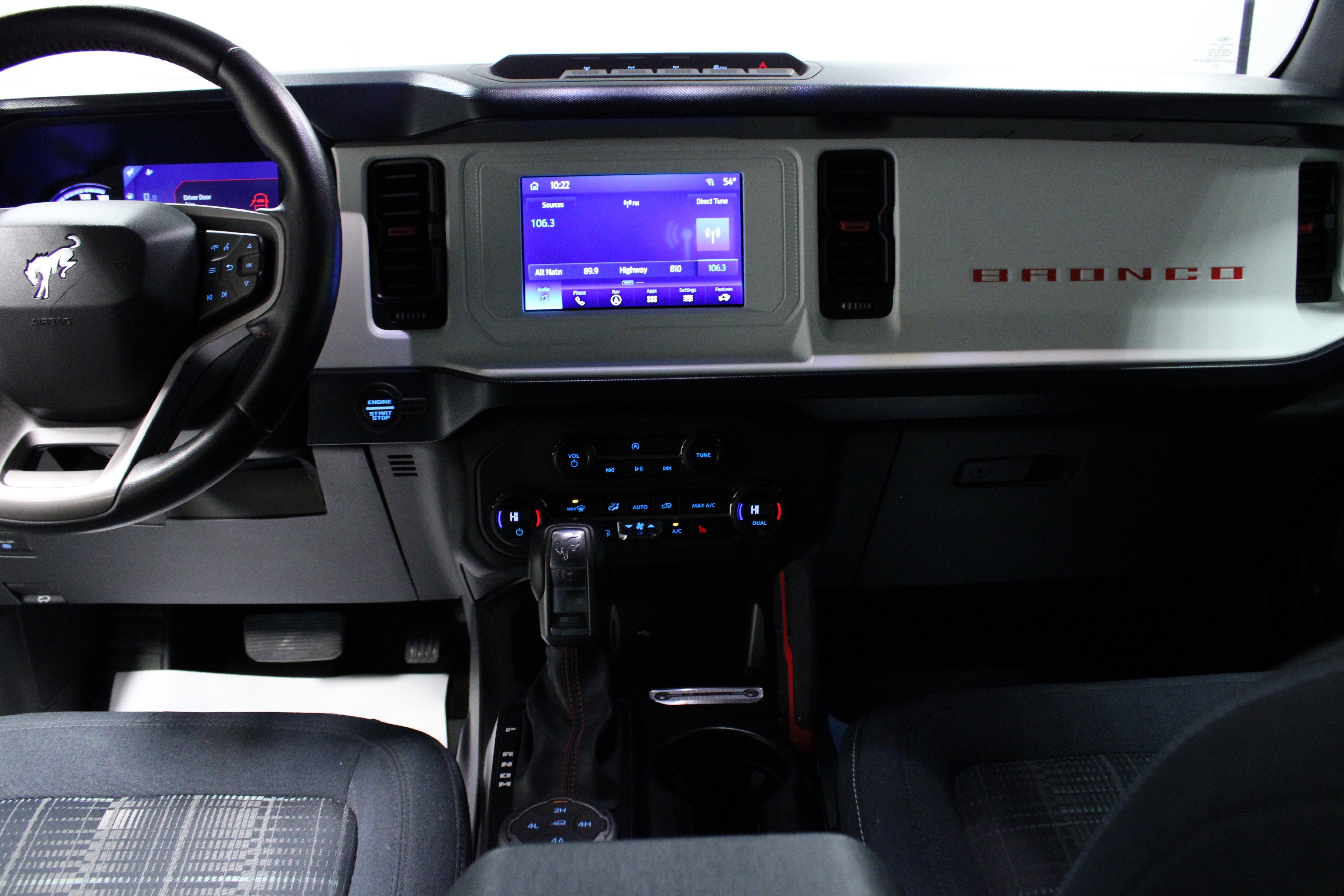 Used 2023 Ford Bronco Heritage Edition image 18