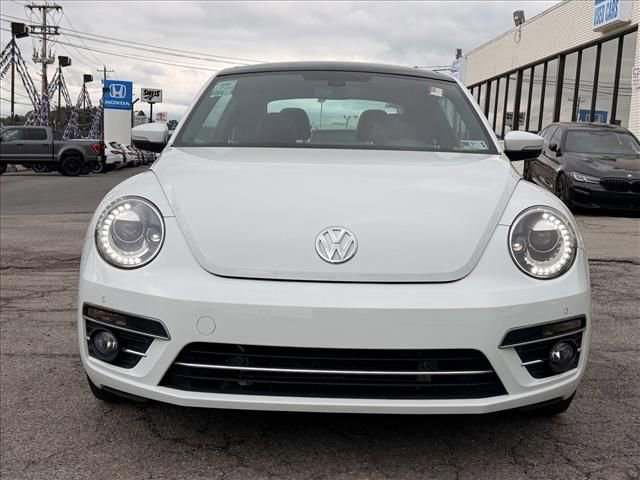 Used 2019 Volkswagen Beetle 2.0T SE w/ SE Premium Package FWD image 10