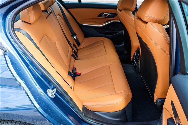 Certified 2025 BMW 330i xDrive Sedan w/ Convenience Package image 24