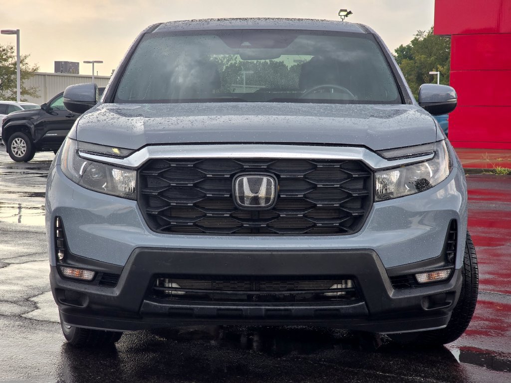 Used 2025 Honda Passport EX-L image 11