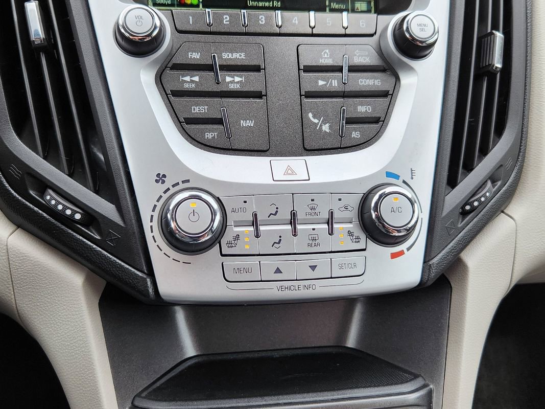 Used 2017 Chevrolet Equinox LT w/ Convenience Package image 19