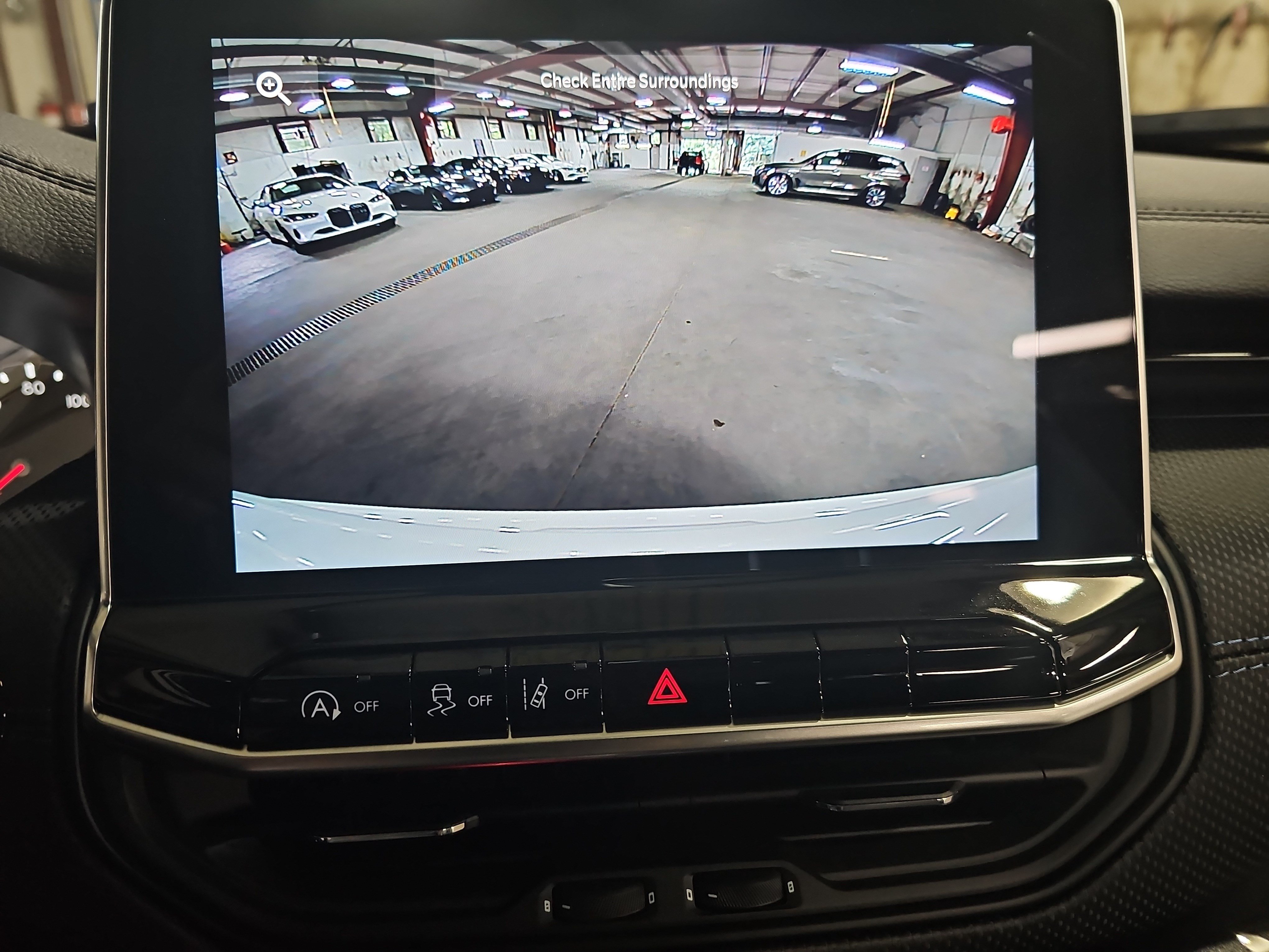 Used 2026 Jeep Compass Latitude AWD/4WD image 19