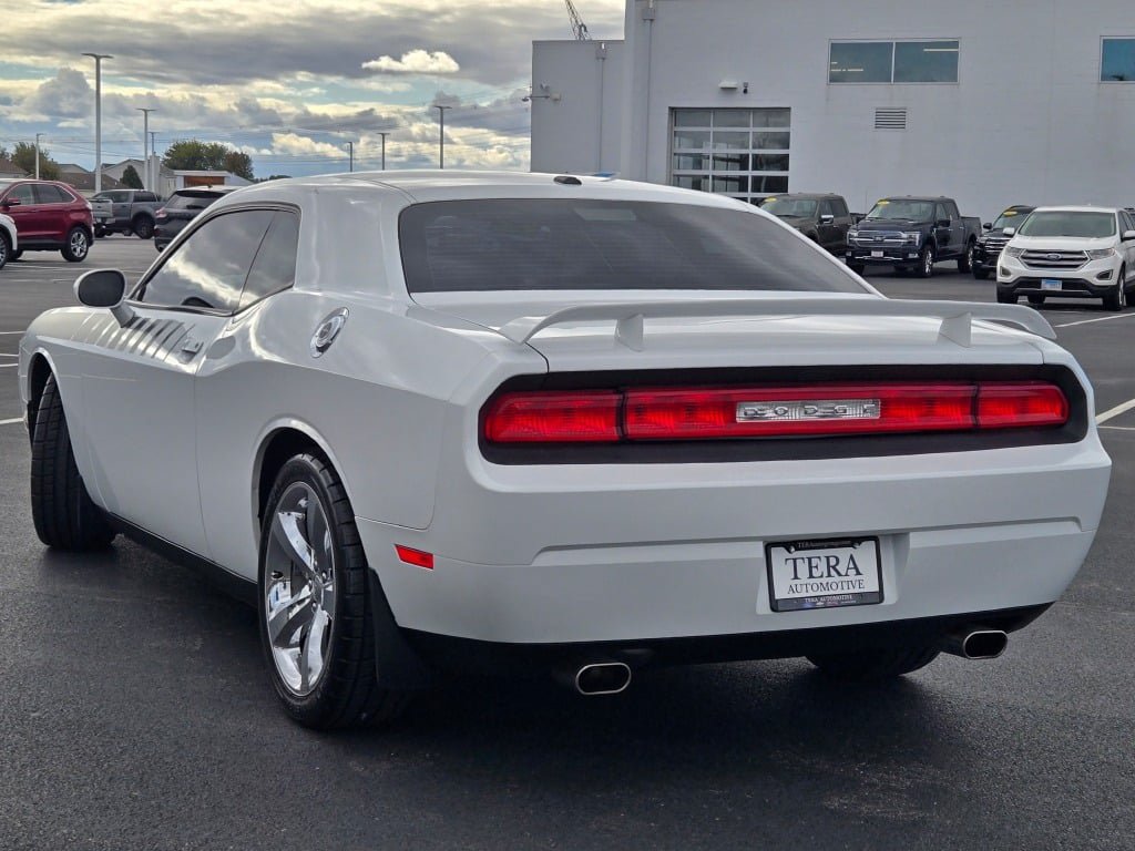Used 2012 Dodge Challenger R/T Plus RWD image 12