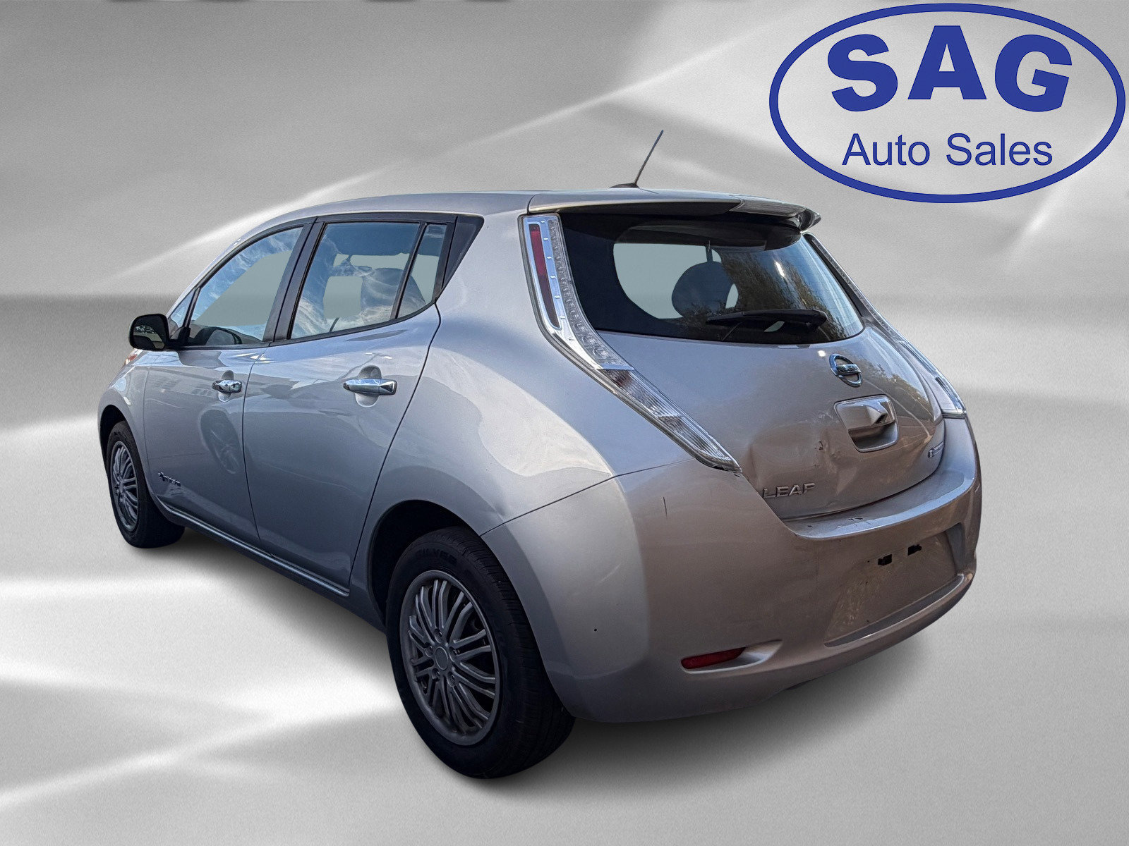 Used 2017 Nissan Leaf S w/ Charge Package image 4