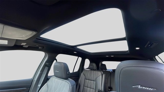 New 2026 Buick Enclave Avenir w/ Super Cruise Package image 10