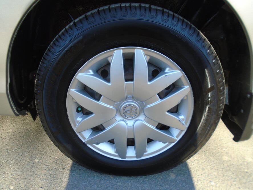 Used 2008 Toyota Sienna LE image 25