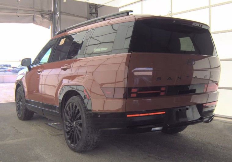 Used 2024 Hyundai Santa Fe Calligraphy image 3