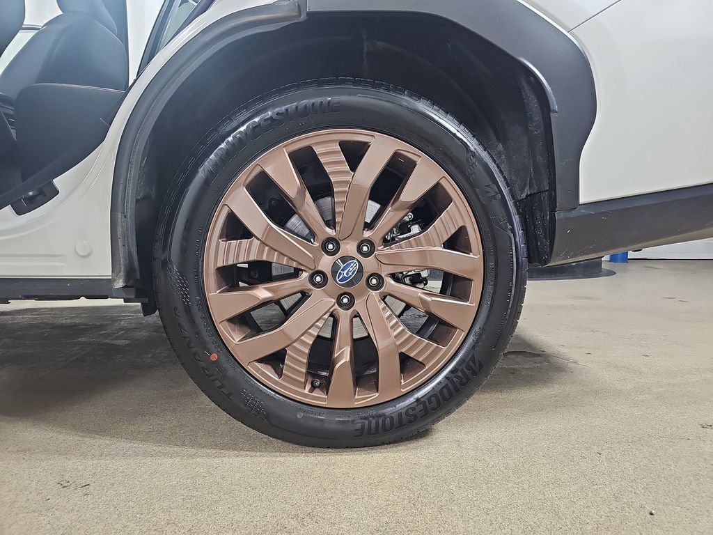 Used 2025 Subaru Forester Sport image 38