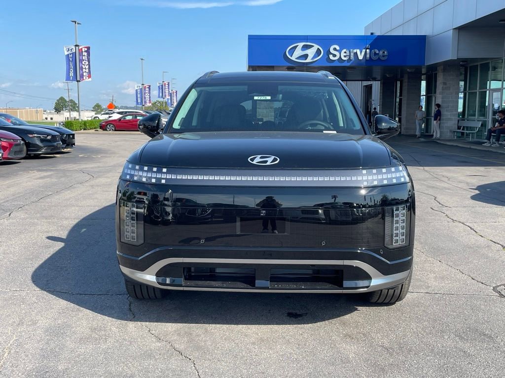 New 2026 Hyundai Ioniq 9 Calligraphy image 2