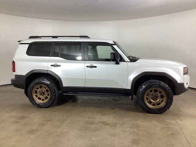 Used 2026 Toyota Land Cruiser w/ Premium Package AWD/4WD image 3