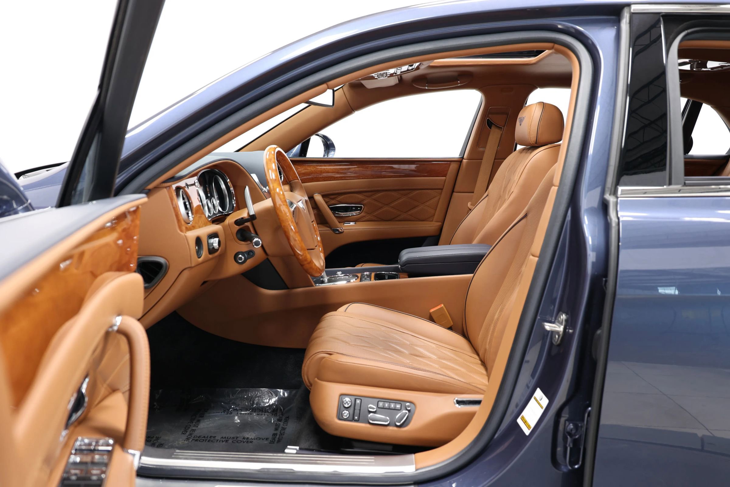 Used 2016 Bentley Flying Spur W12 AWD/4WD image 13