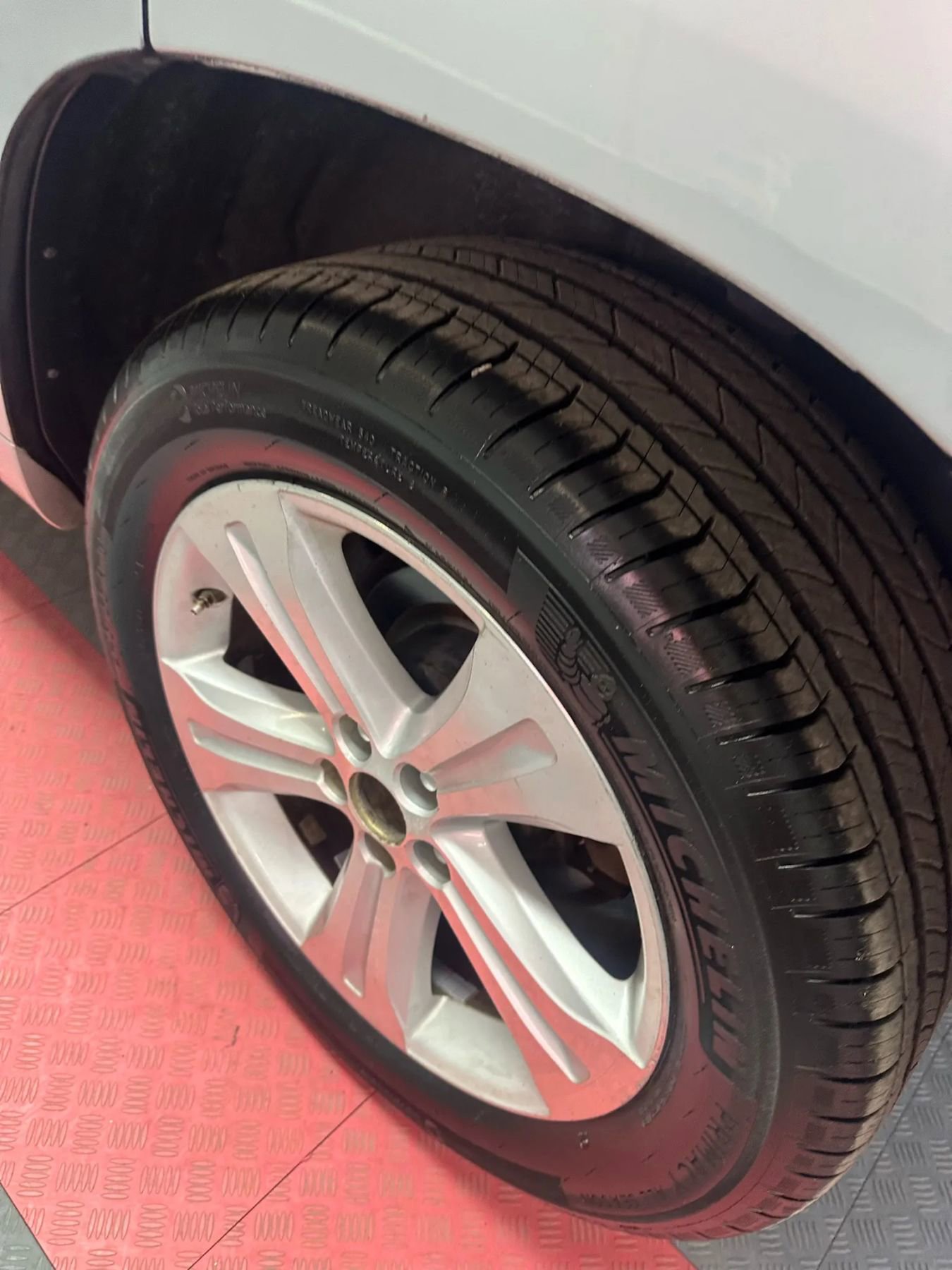 Used 2010 Toyota Highlander Limited image 42