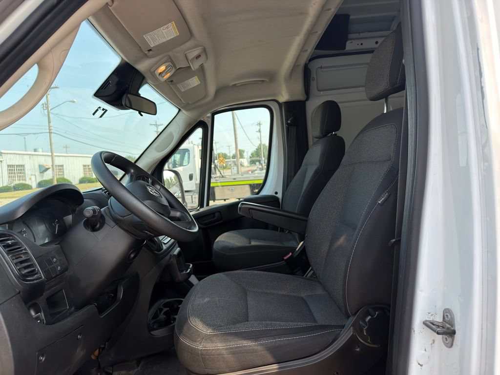 Used 2023 RAM ProMaster 2500 FWD image 2