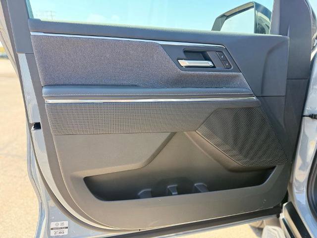 New 2026 GMC Sierra EV Elevation w/ LPO, Elevation Dark Package AWD/4WD image 8