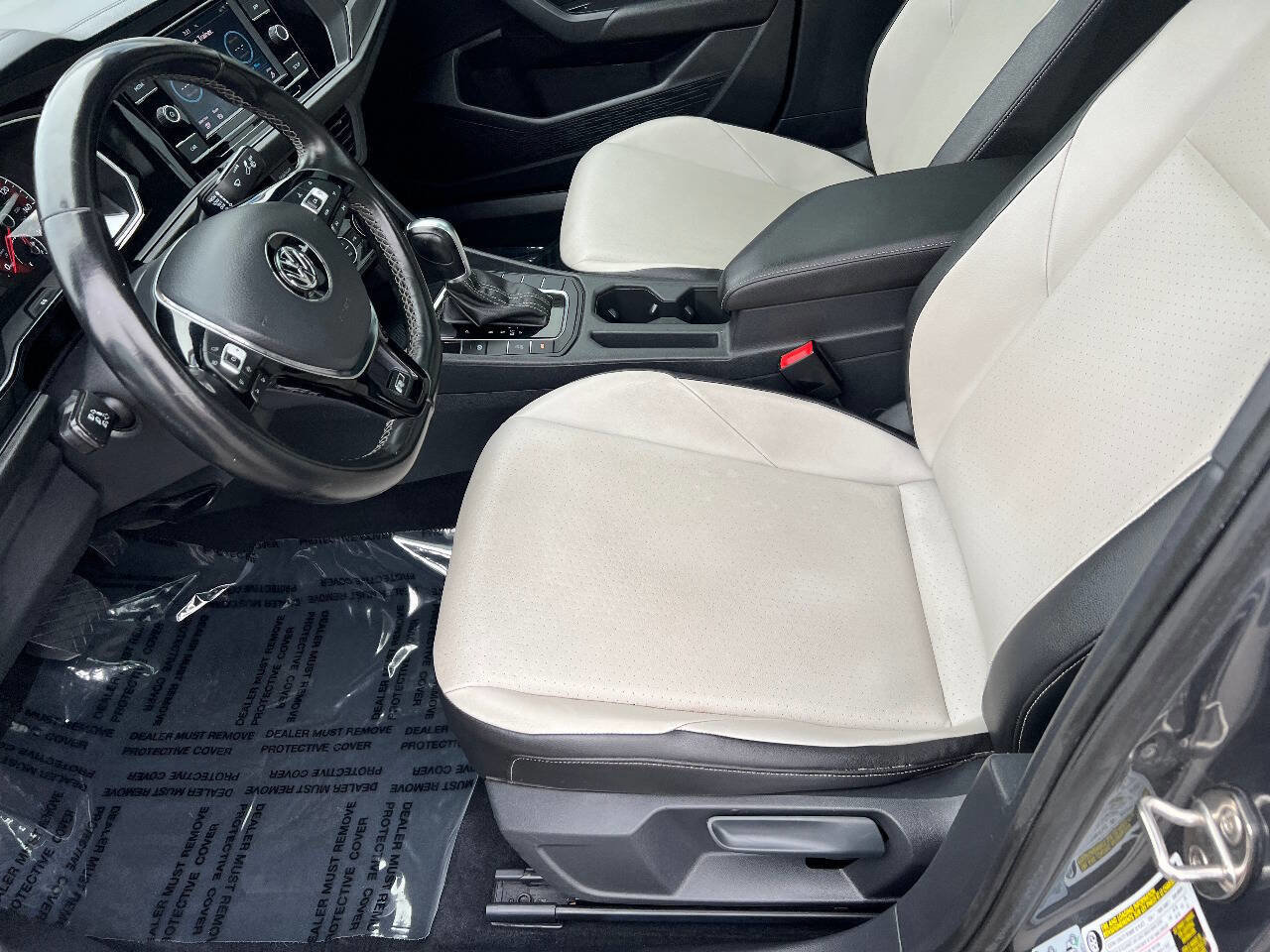 Used 2019 Volkswagen Jetta R-Line FWD image 19