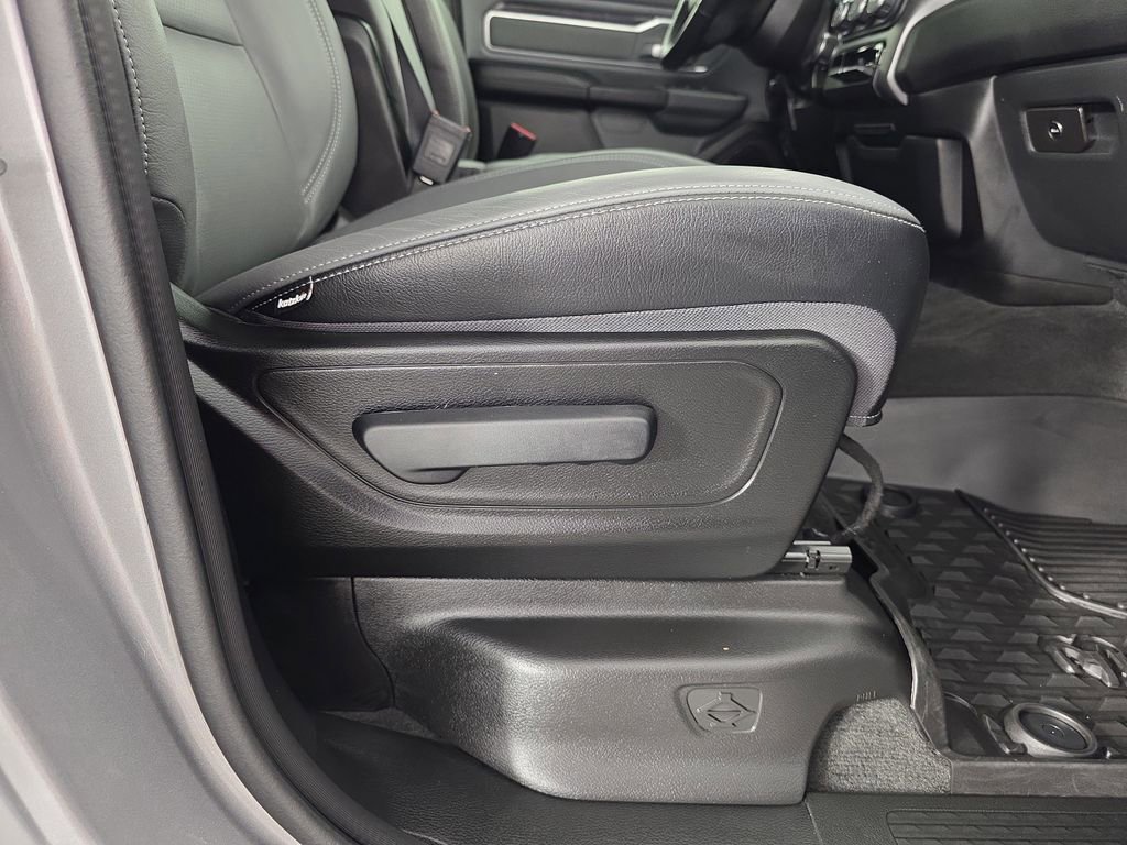 Used 2022 RAM 1500 Big Horn RWD image 36