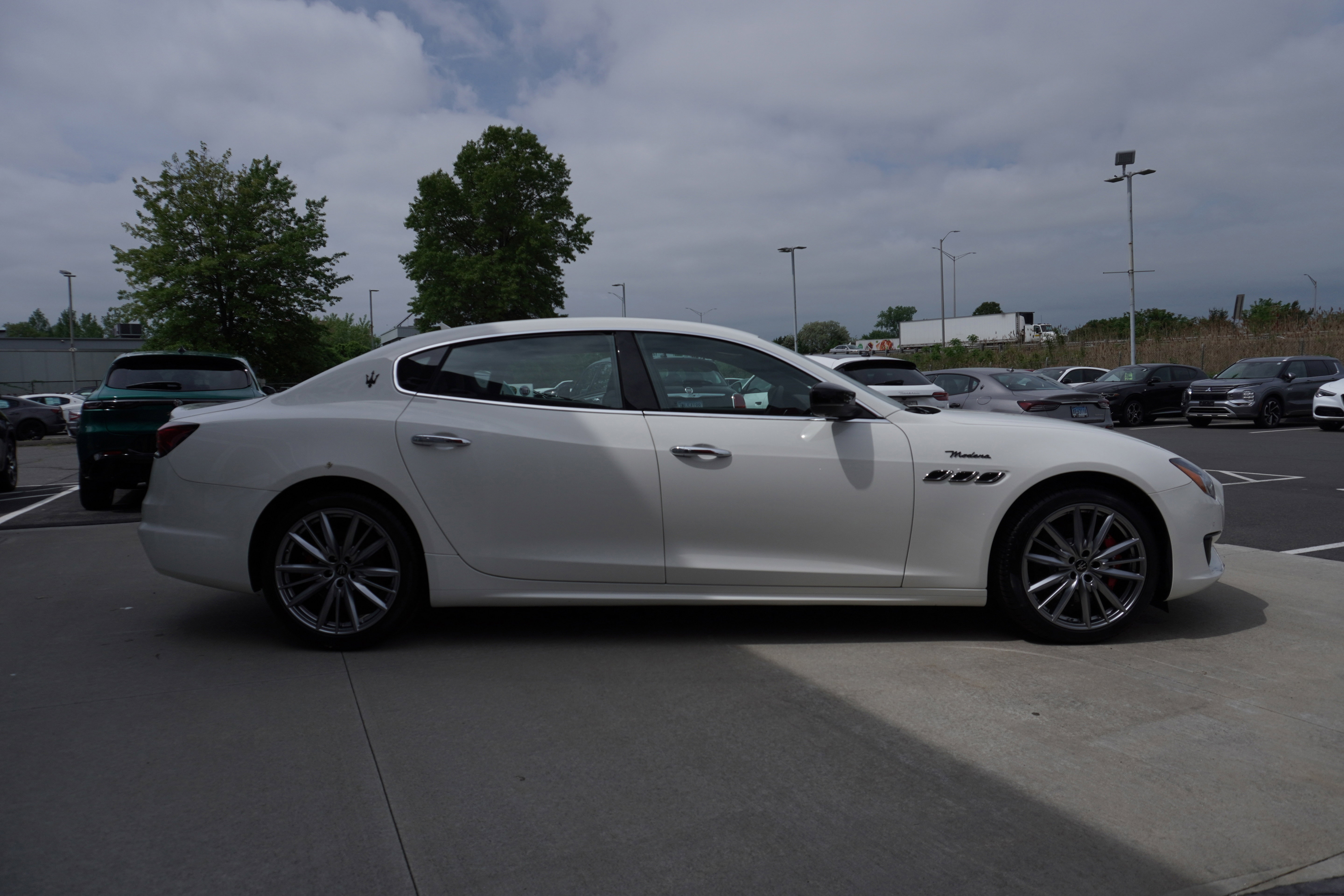 New 2024 Maserati Quattroporte Modena Ultima Q4 image 5