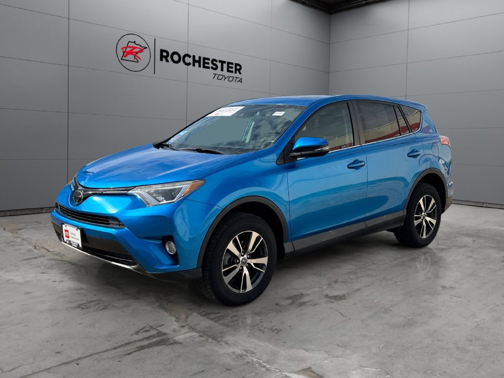 Certified 2018 Toyota RAV4 XLE AWD/4WD image 7